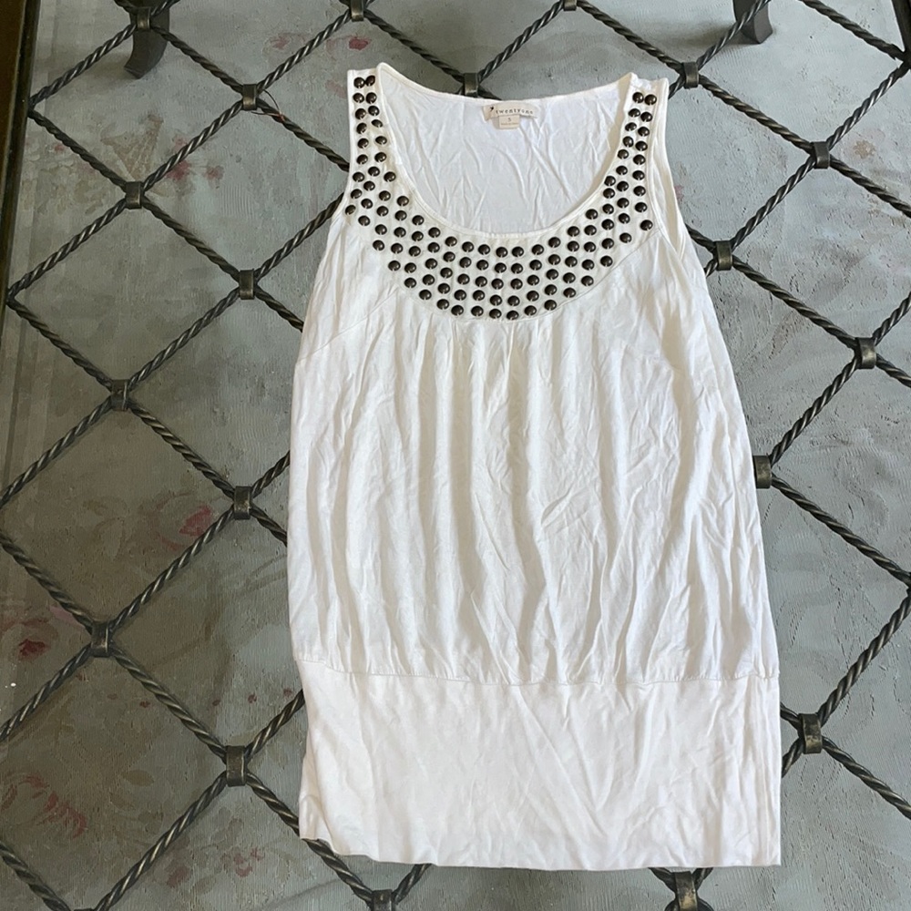 Forever 21 tunic studded top